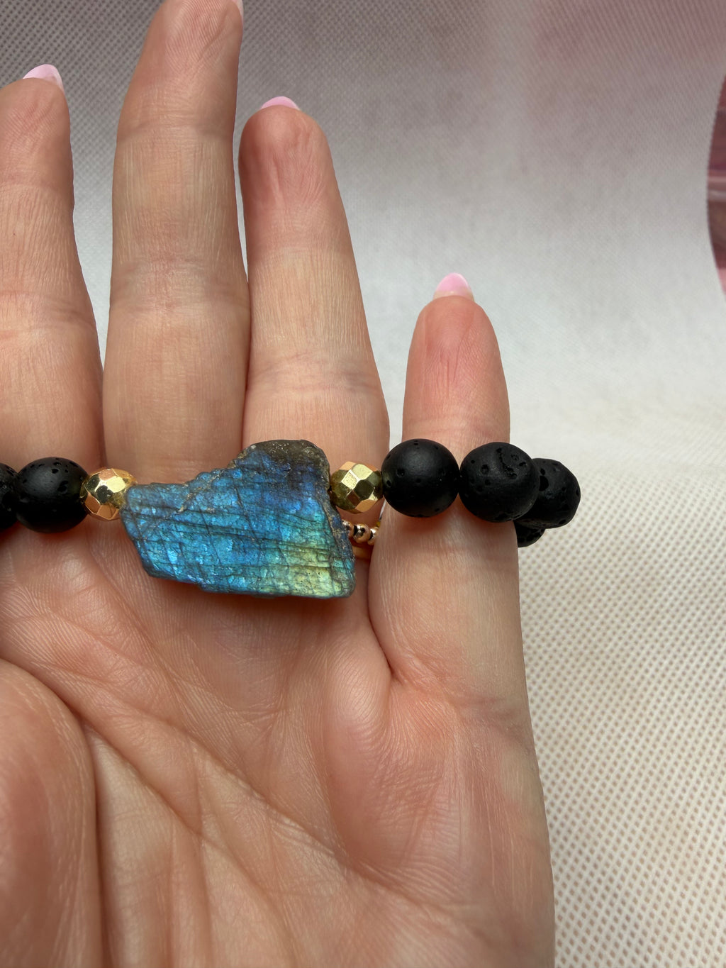 Bransoletka z surową bryłą labradoryt